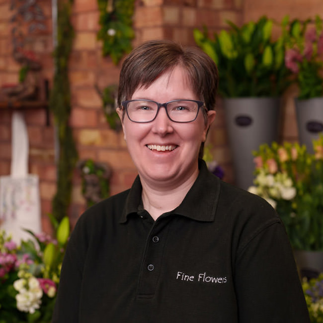 Helen - The Flower Queen at Fine Flowers